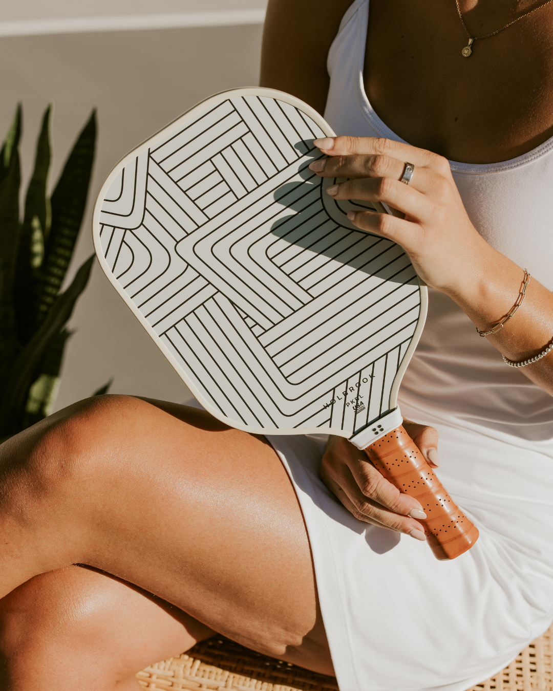 Holbrook SoHo Paddle – Modern Hybrid Paddle for All Players