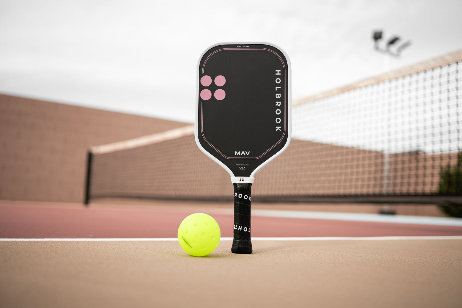 Holbrook Mav: The Paddle Built for Every Shot