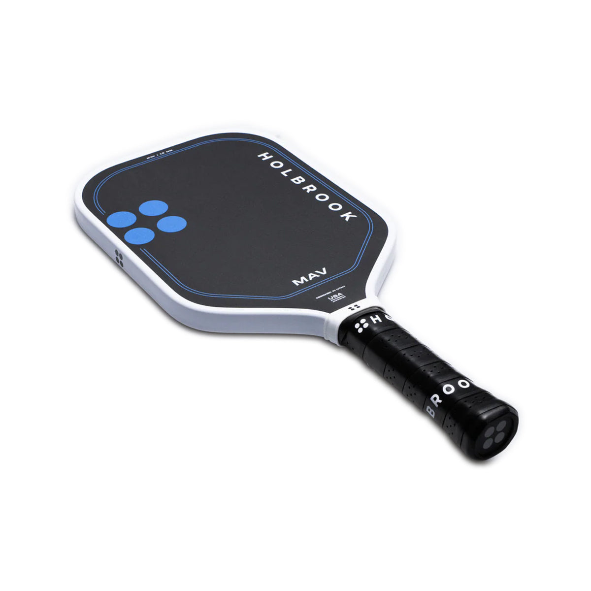 Discover the Holbrook Mav Pickleball Paddle in blue. A versatile all-court paddle offering outstanding control, power, spin, and an enlarged sweet spot. Buy now at Holbrook Europe.